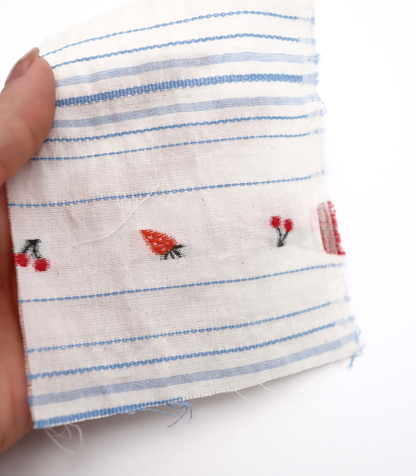 【25SS-444】サクランボ×イチゴ×ボーダー綿ローンジャガード　/0.5ｙあたり=～890円