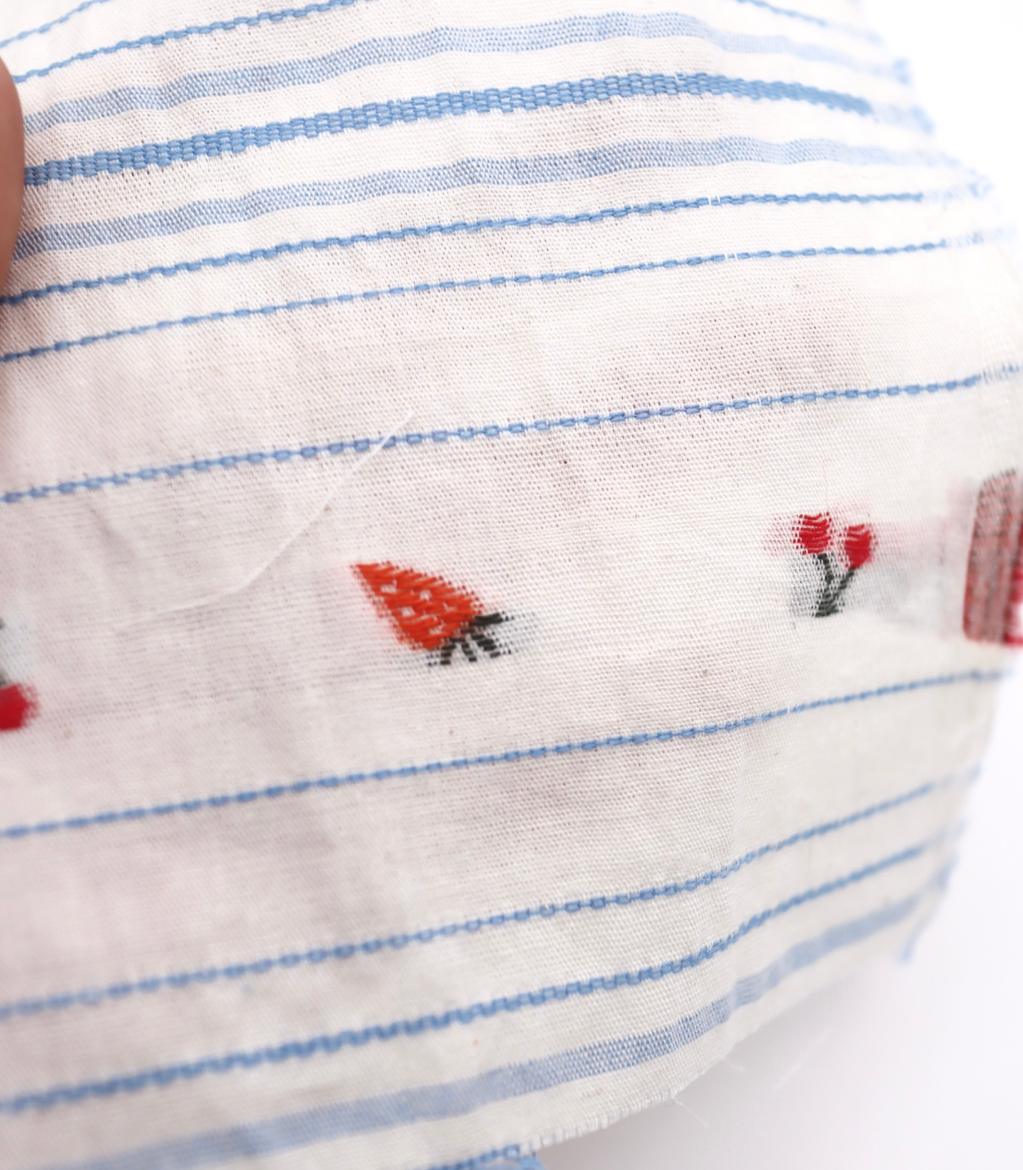 【25SS-444】サクランボ×イチゴ×ボーダー綿ローンジャガード　/0.5ｙあたり=～890円