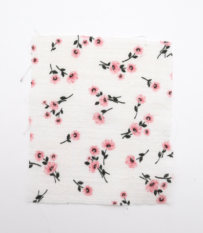 【25SS-438】小花柄プリントブッチャー　/0.5ｙあたり=～630円