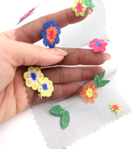 【25SS-455】カラフルフラワー刺繍チュール　/0.5ｙあたり=～1320円
