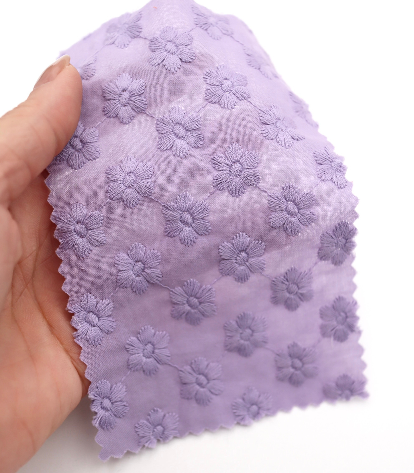 【25SS-454】花柄刺繍綿ローン　/0.5ｙあたり=～1300円