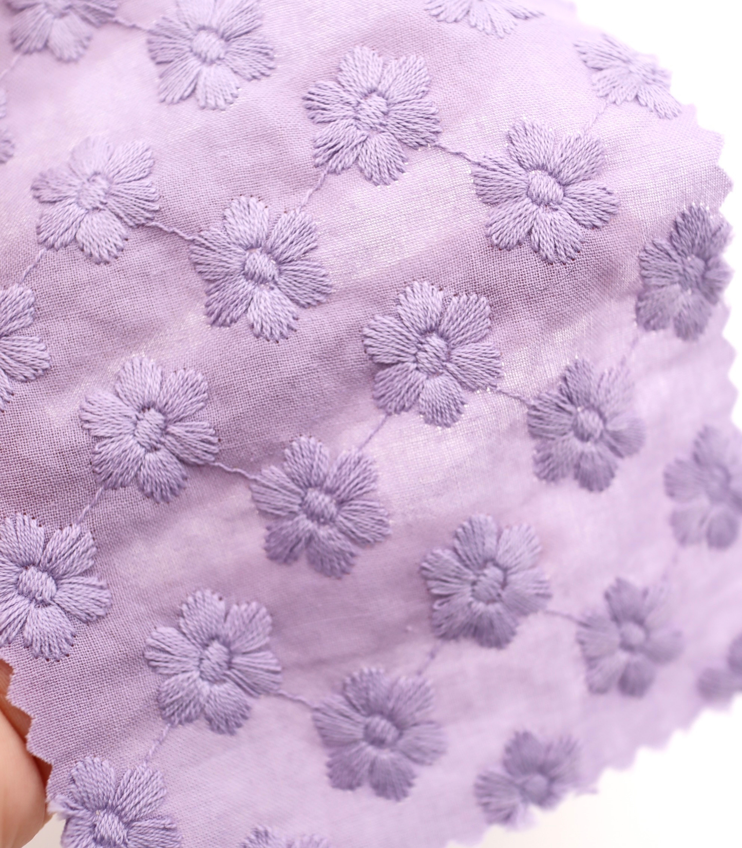 【25SS-454】花柄刺繍綿ローン　/0.5ｙあたり=～1300円