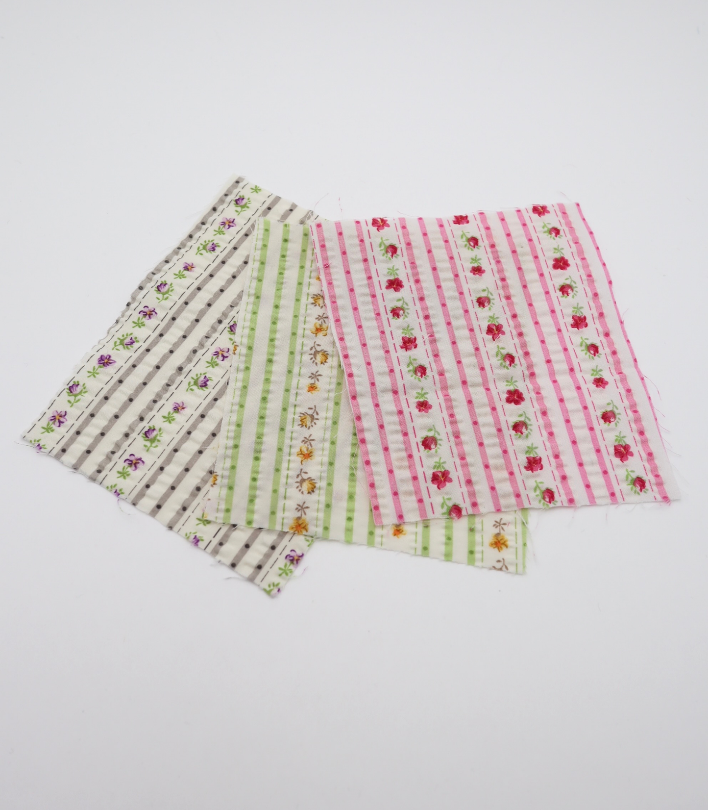 【25SS-446】花柄×ストライププリントサッカー　/0.5ｙあたり=～ 745円