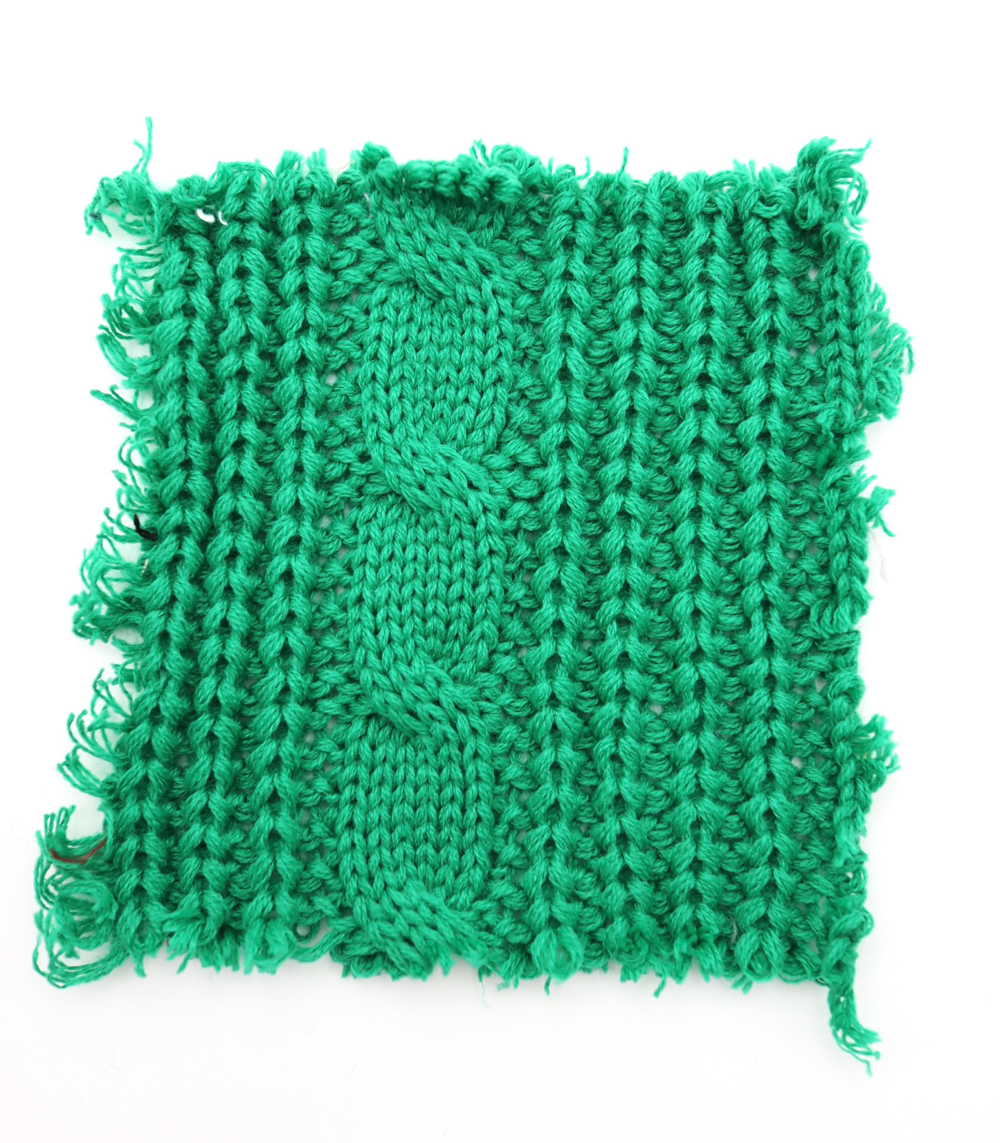 【25SS-061】ケーブルミドルゲージニット　0.5ｙあたり=～1790円