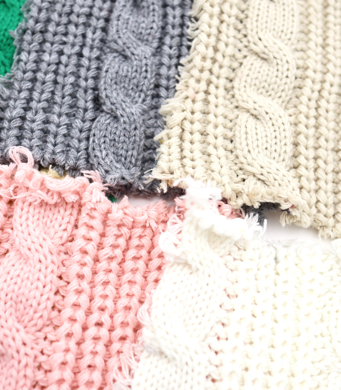 【25SS-061】ケーブルミドルゲージニット　0.5ｙあたり=～1790円