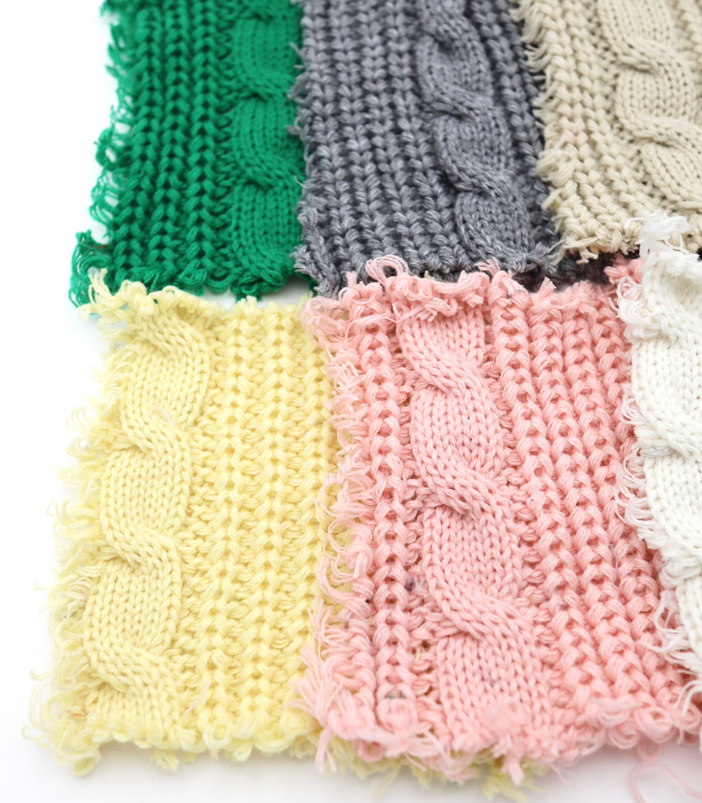 【25SS-061】ケーブルミドルゲージニット　0.5ｙあたり=～1790円