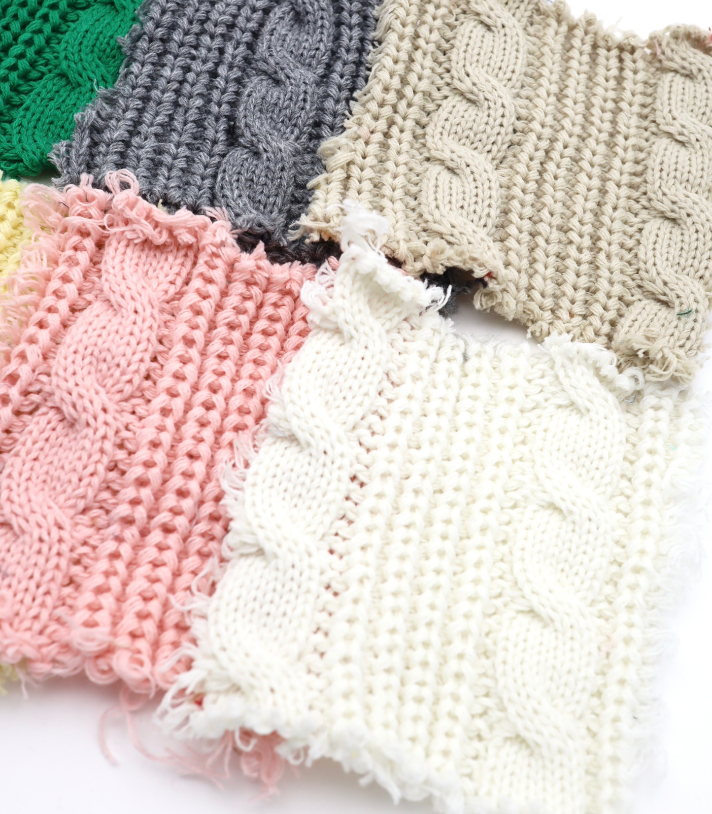 【25SS-061】ケーブルミドルゲージニット　0.5ｙあたり=～1790円