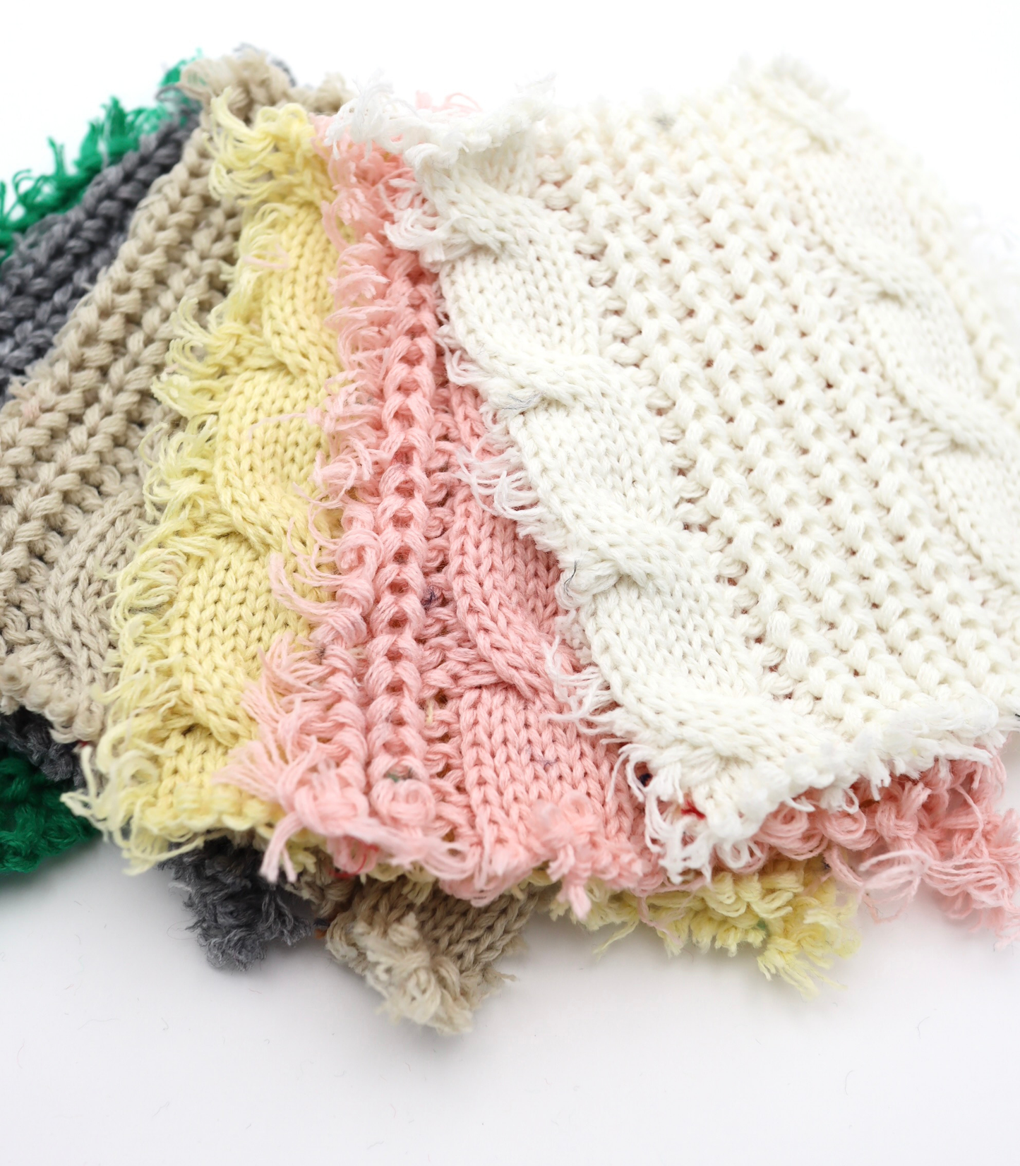 【25SS-061】ケーブルミドルゲージニット　0.5ｙあたり=～1790円