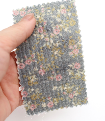 【25SS-264】小花柄プリント細キルティングヌビ　/0.5ｙあたり=～1110円