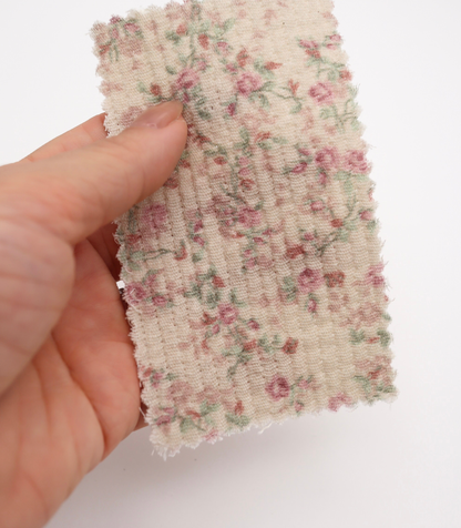 【25SS-264】小花柄プリント細キルティングヌビ　/0.5ｙあたり=～1110円
