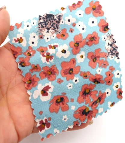 【25SS-230】小花にうもれるねこちゃんプリント綿ローン　/0.5ｙあたり = ～805円