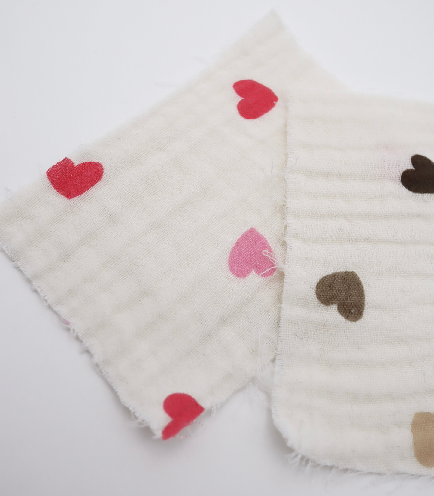 【25SS-293】ハートプリントトリプルガーゼ　/0.5ｙあたり=～980円