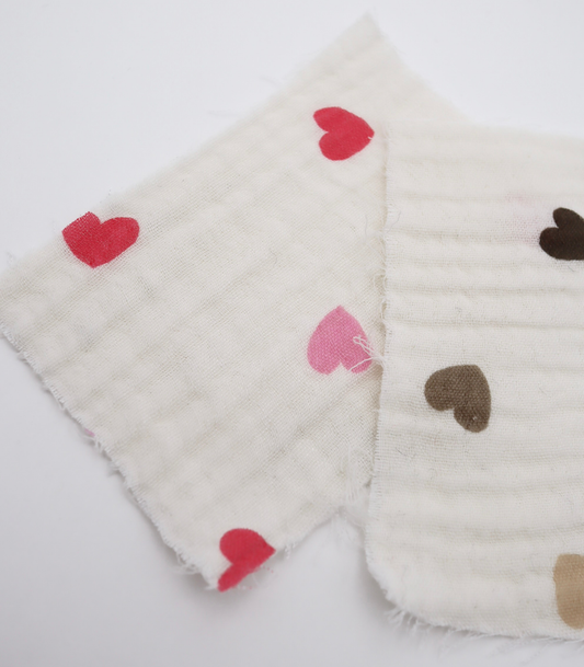 【25SS-293】ハートプリントトリプルガーゼ　/0.5ｙあたり=～980円