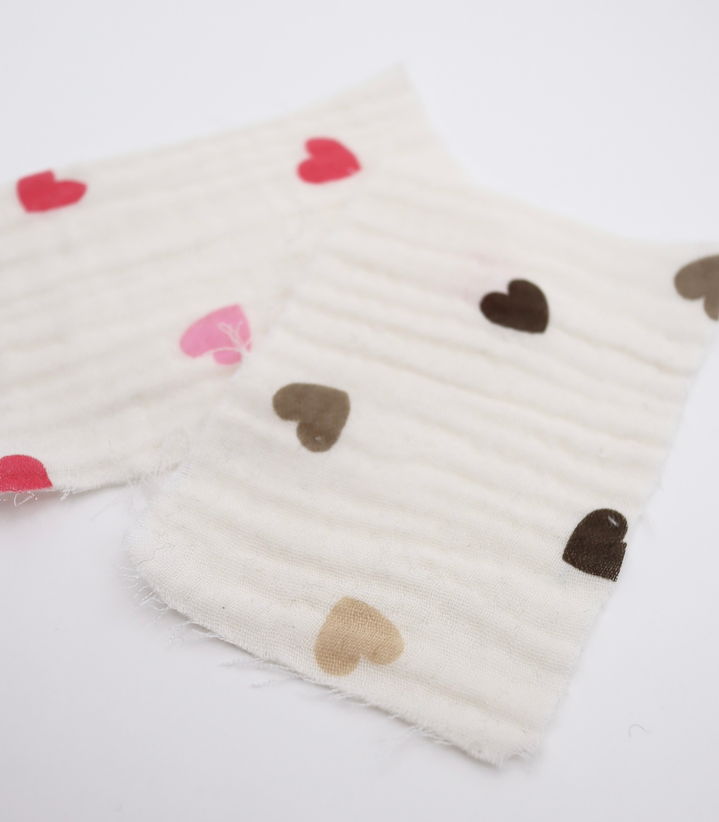 【25SS-293】ハートプリントトリプルガーゼ　/0.5ｙあたり=～980円