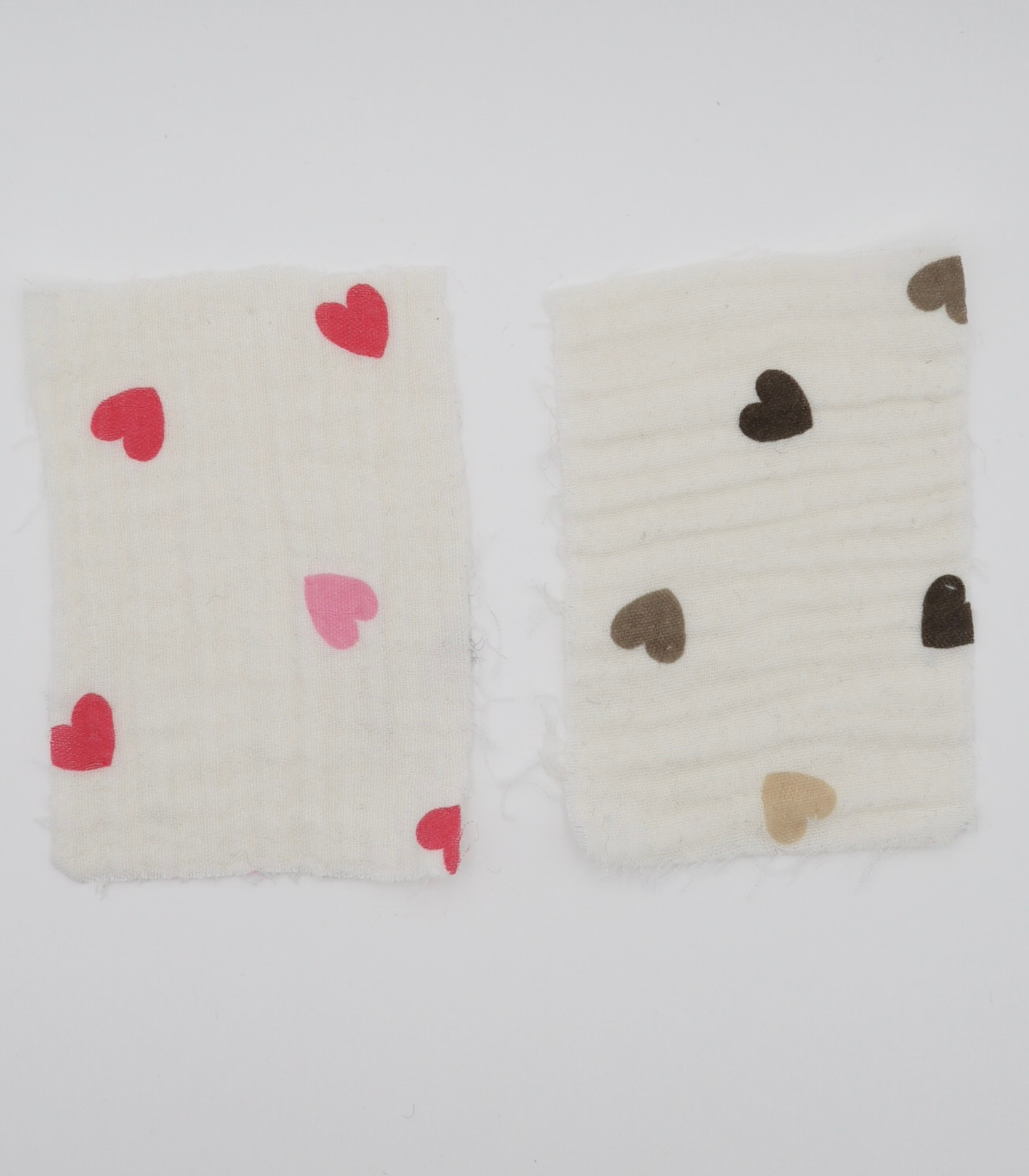 【25SS-293】ハートプリントトリプルガーゼ　/0.5ｙあたり=～980円