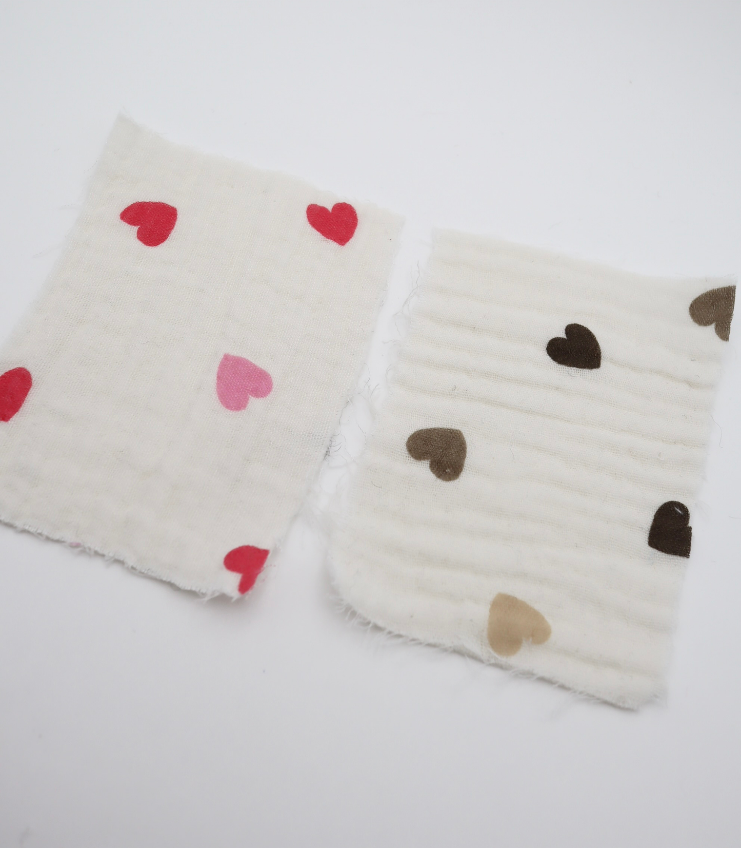 【25SS-293】ハートプリントトリプルガーゼ　/0.5ｙあたり=～980円