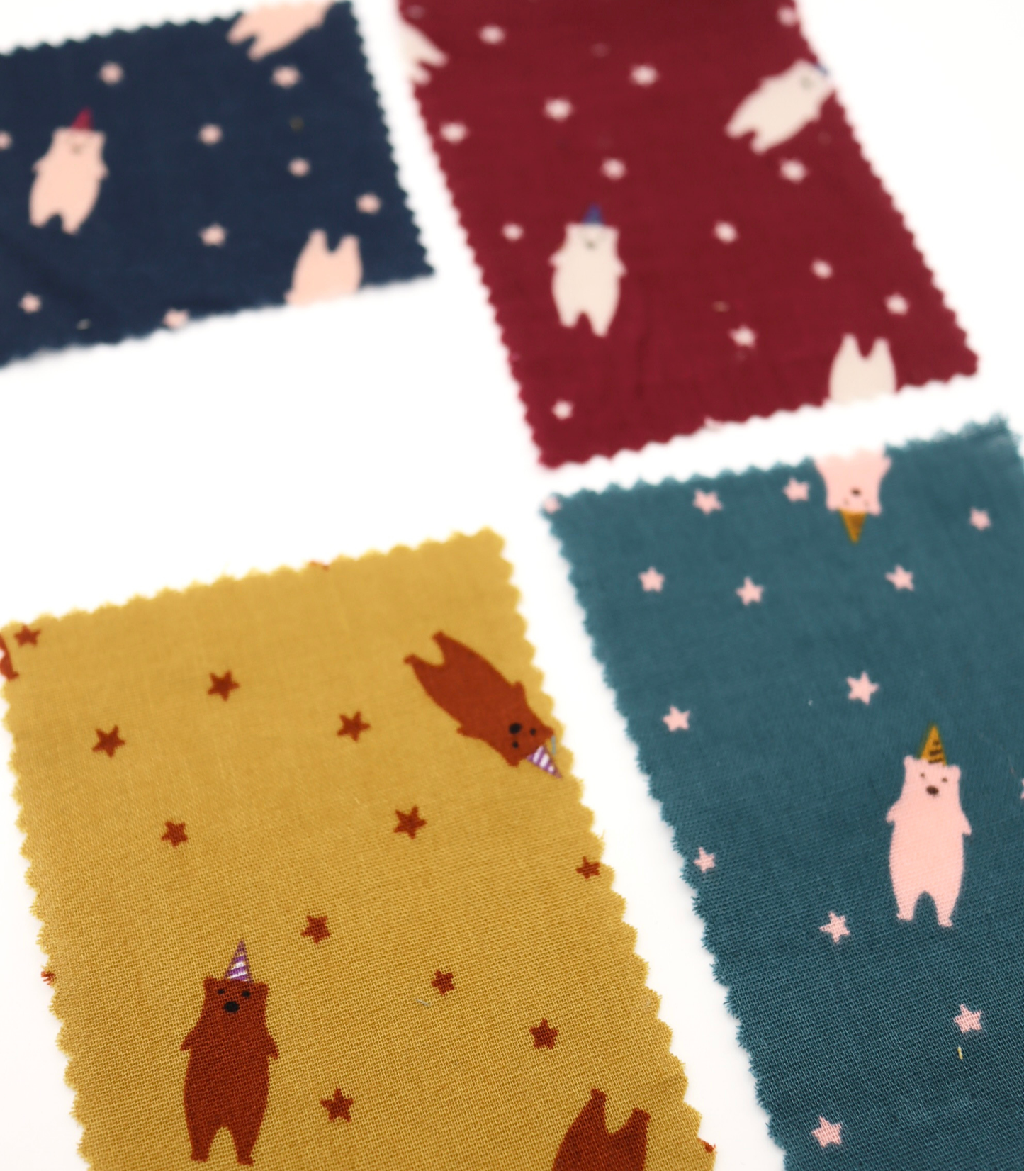 【25SS-292】パーティークマプリントダブルガーゼ　/0.5ｙあたり=～850円