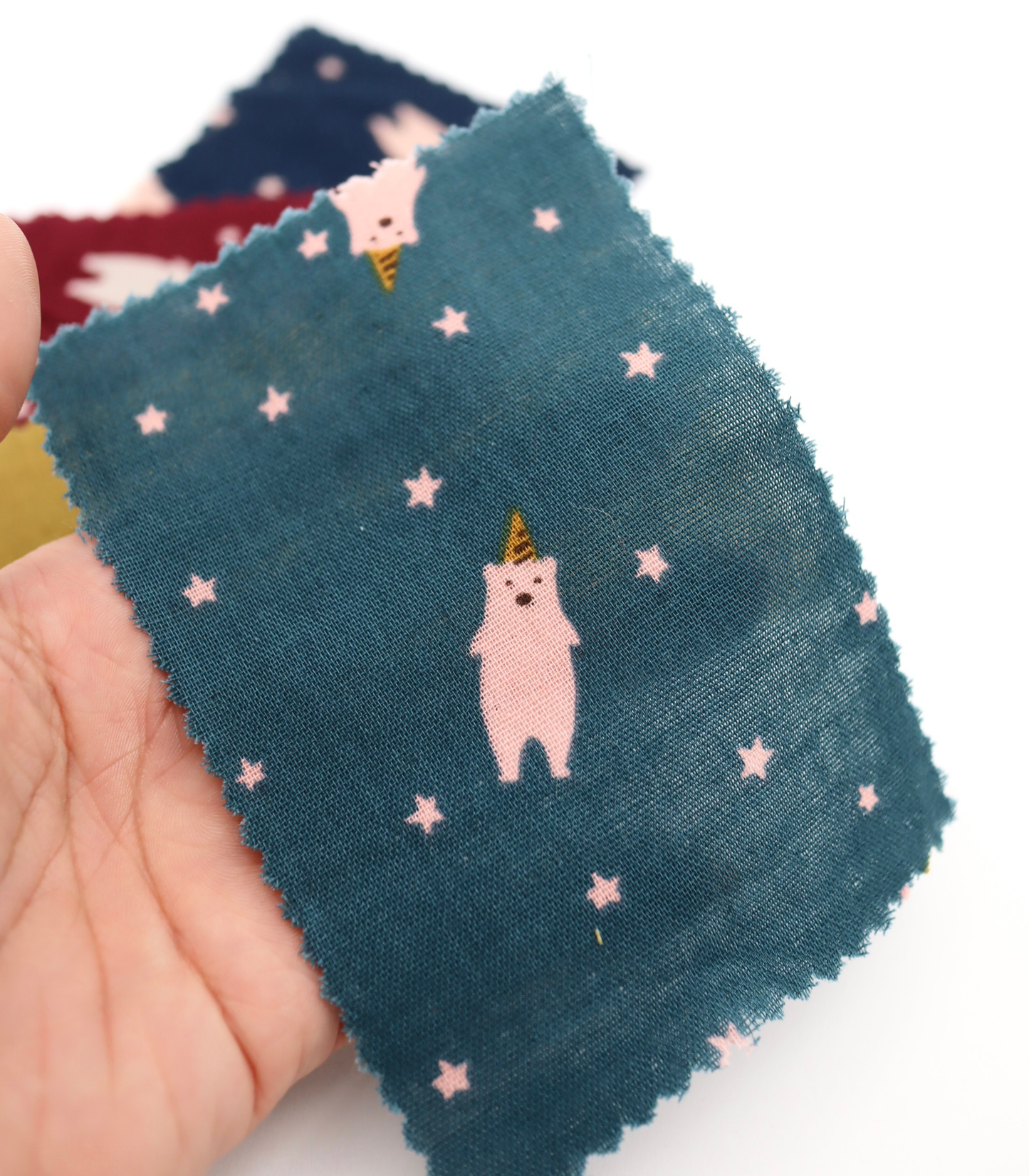 【25SS-292】パーティークマプリントダブルガーゼ　/0.5ｙあたり=～850円