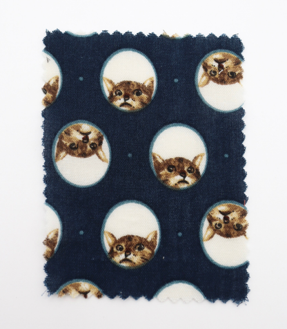 【25SS-290】のぞき見猫ちゃんプリントダブルガーゼ　/0.5ｙあたり=～850円