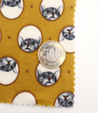 【25SS-290】のぞき見猫ちゃんプリントダブルガーゼ　/0.5ｙあたり=～850円