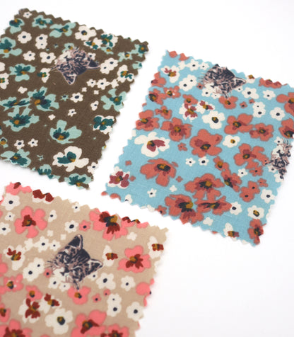 【25SS-230】小花にうもれるねこちゃんプリント綿ローン　/0.5ｙあたり = ～805円