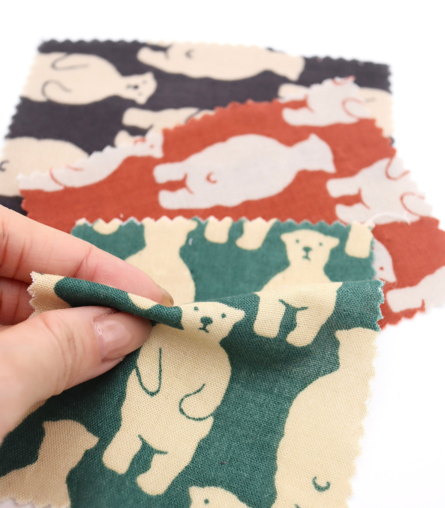 【25SS-291】スタンディングクマさんプリントダブルガーゼ　/0.5ｙあたり=～850円