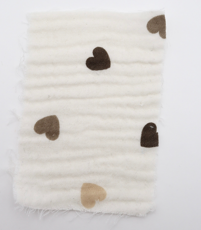 【25SS-293】ハートプリントトリプルガーゼ　/0.5ｙあたり=～980円