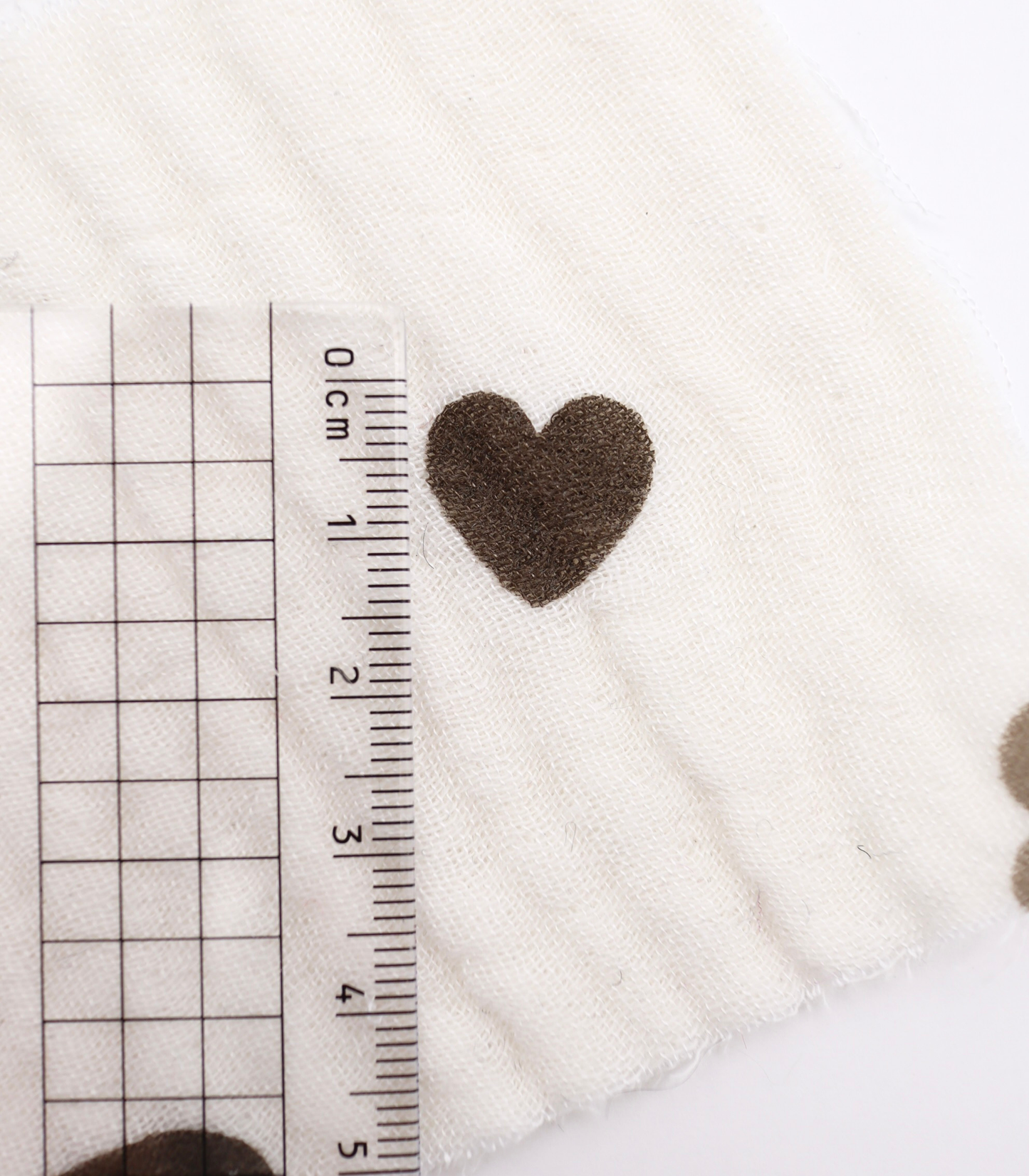 【25SS-293】ハートプリントトリプルガーゼ　/0.5ｙあたり=～980円