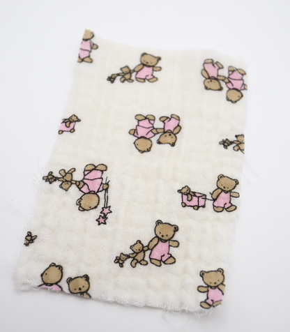 【25SS-289】仲良しくまさんプリントトリプルガーゼ　/0.5ｙあたり=～990円