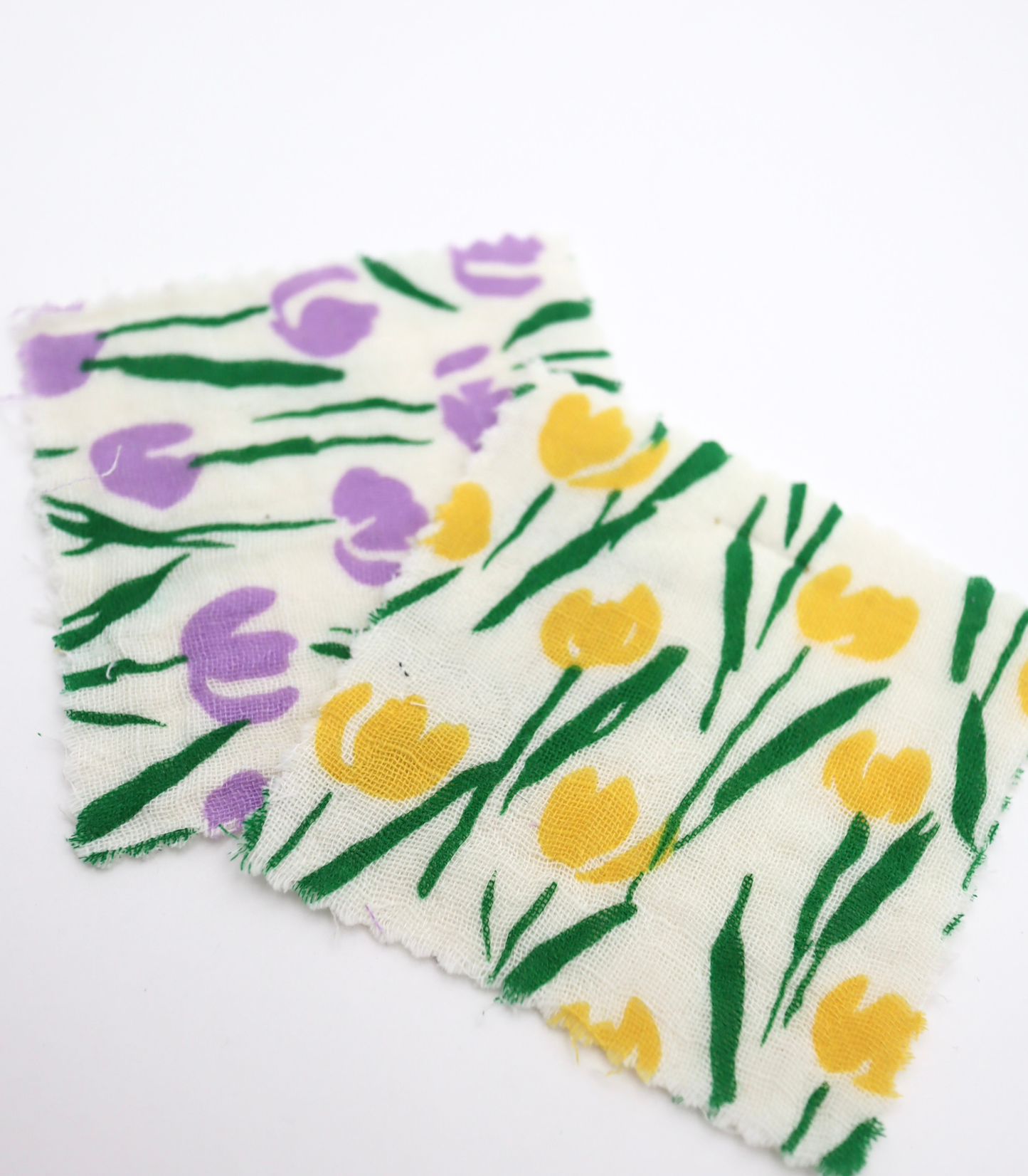 【25SS-285】チューリッププリントトリプルガーゼ　/0.5ｙあたり=～1025円