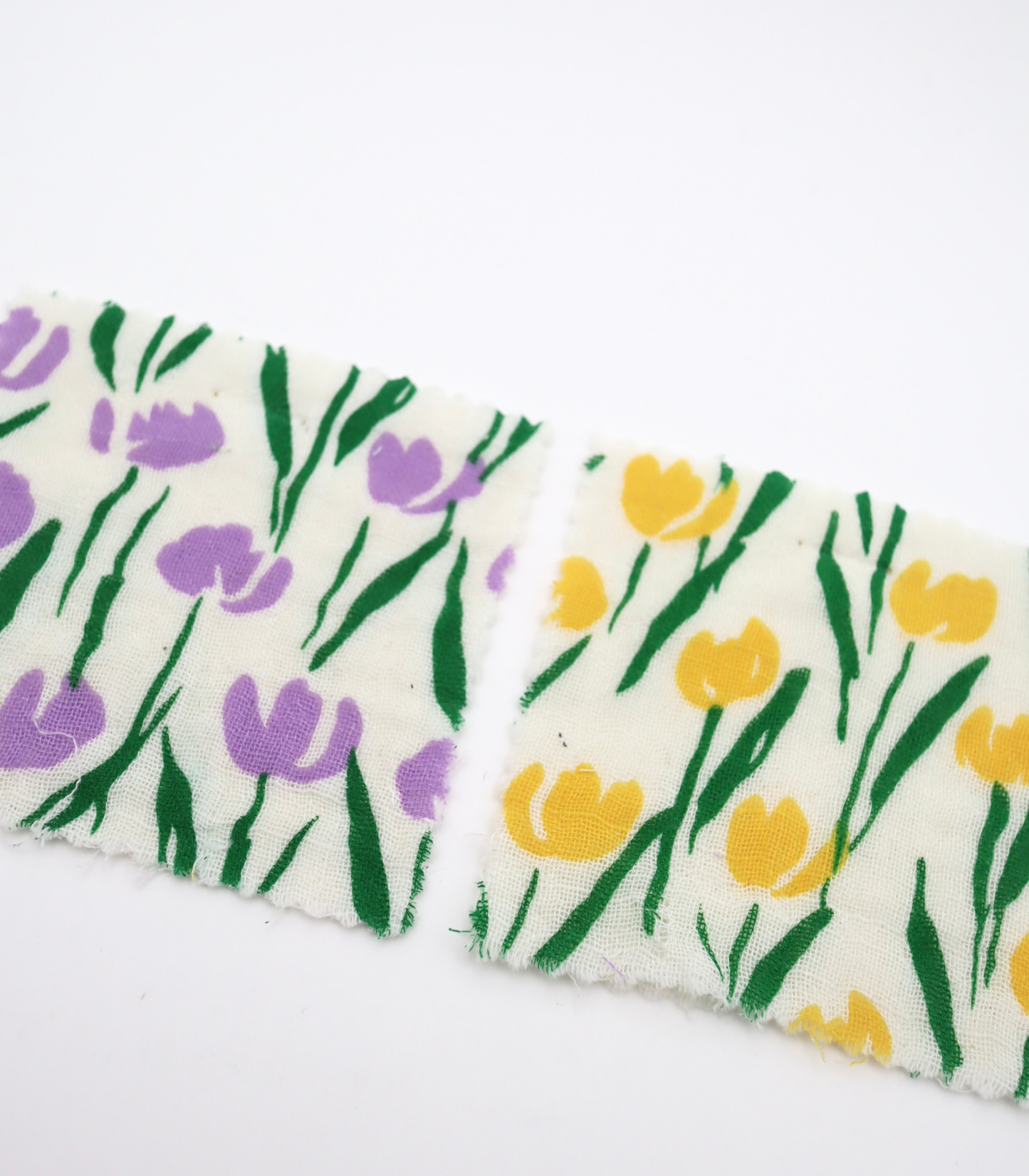 【25SS-285】チューリッププリントトリプルガーゼ　/0.5ｙあたり=～1025円