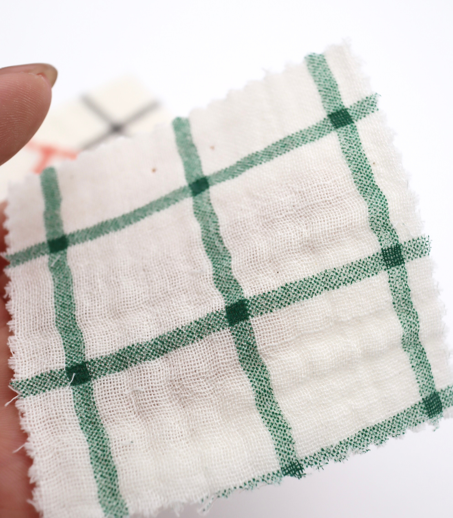 【25SS-066】チェックプリントトリプルガーゼ　/0.5ｙあたり=～1025円