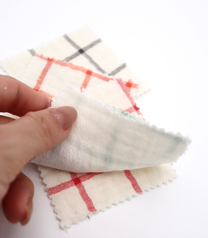 【25SS-066】チェックプリントトリプルガーゼ　/0.5ｙあたり=～1025円