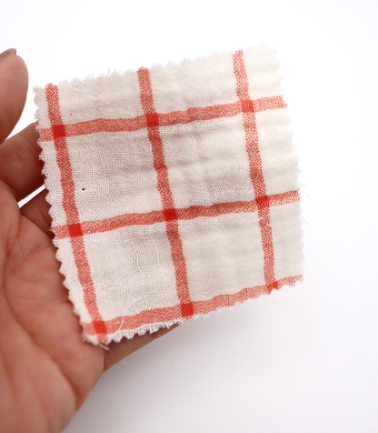 【25SS-066】チェックプリントトリプルガーゼ　/0.5ｙあたり=～1025円