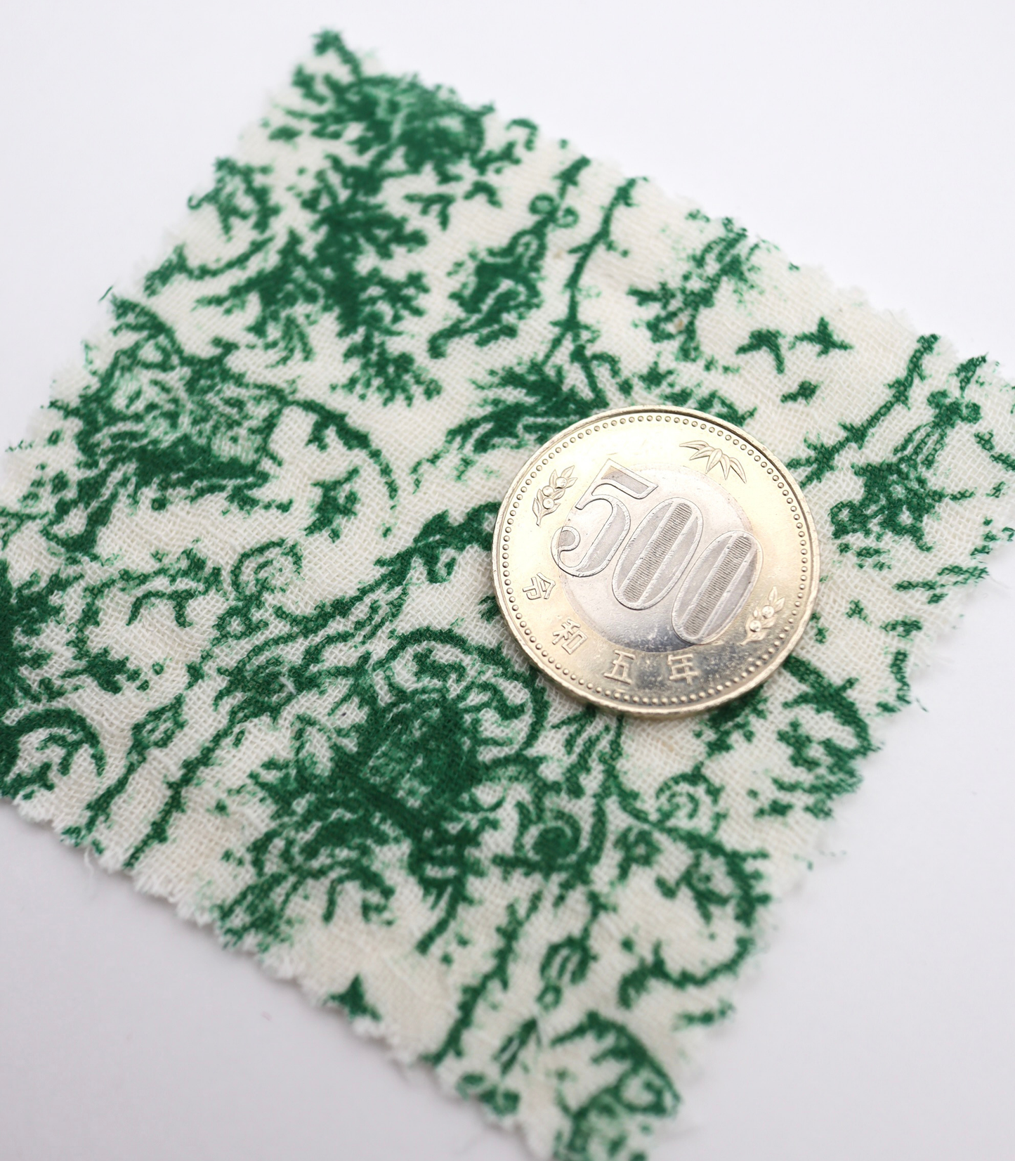 【25SS-287】草木柄プリントトリプルガーゼ　/0.5ｙあたり=～1025円