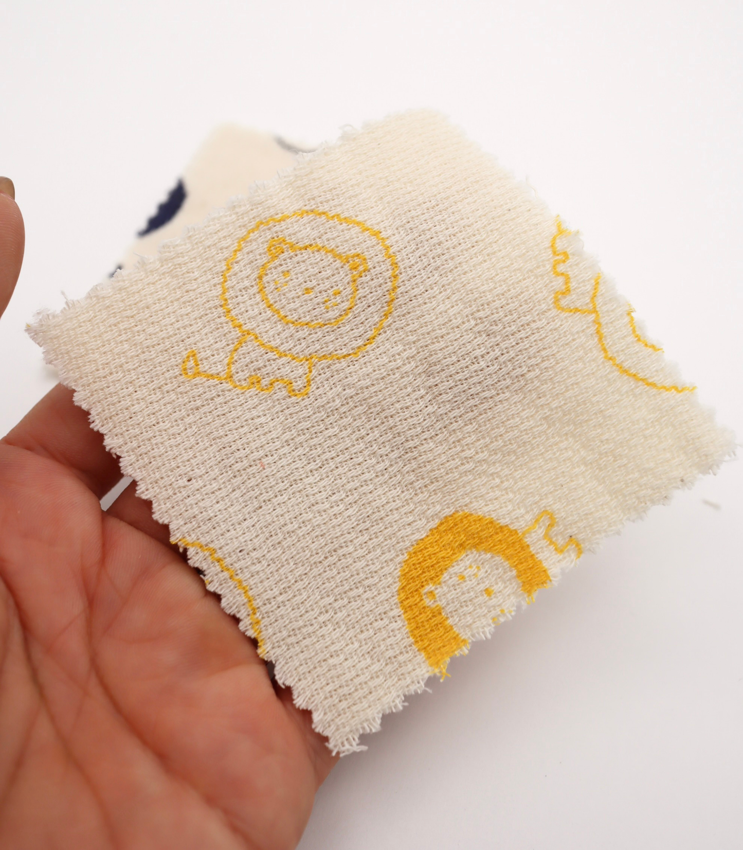 【25SS-274】ライオンプリントダブルガーゼ　/0.5ｙあたり=～965円