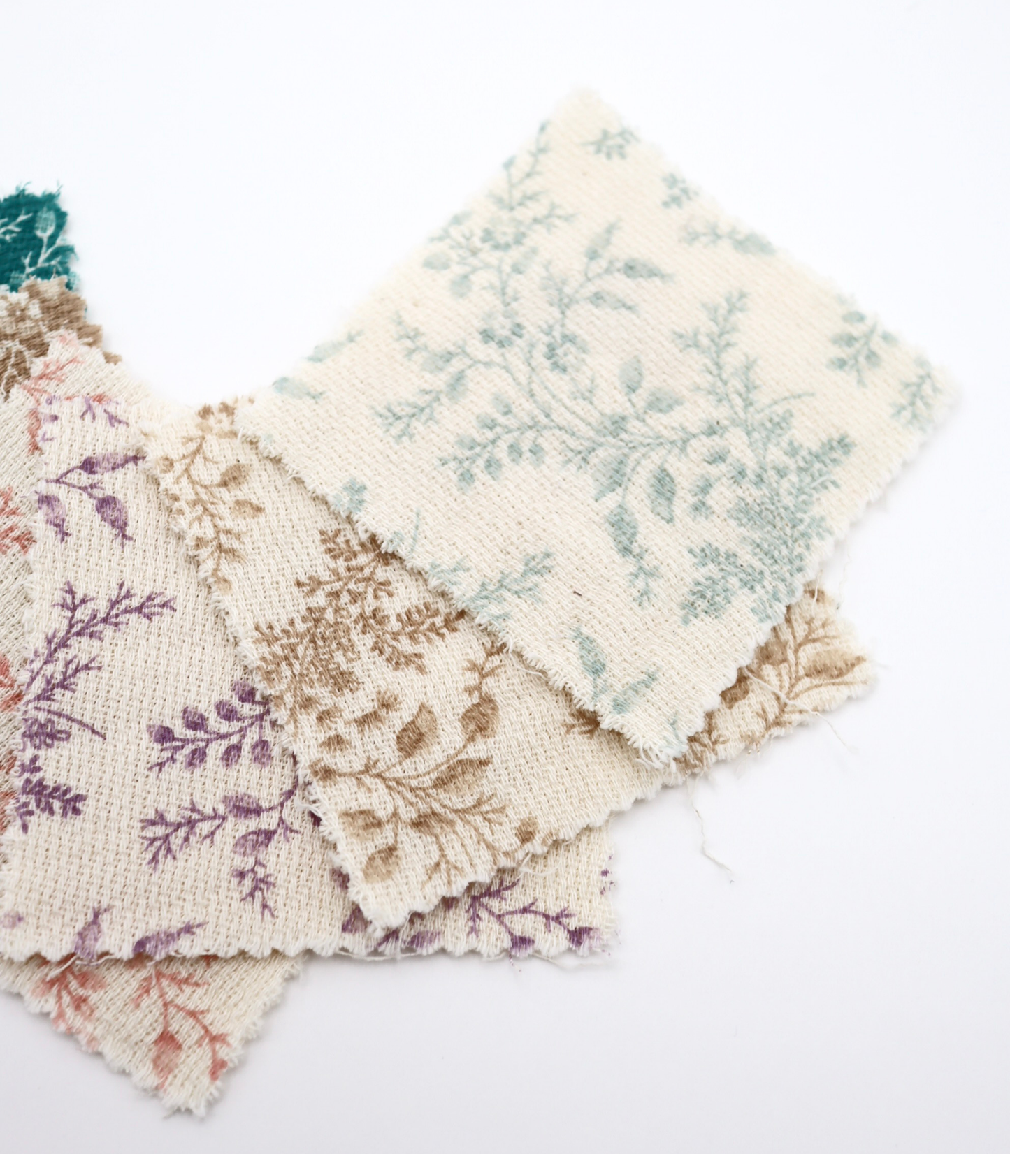 【25SS-271】草木柄プリントダブルガーゼ　/0.5ｙあたり=～965円