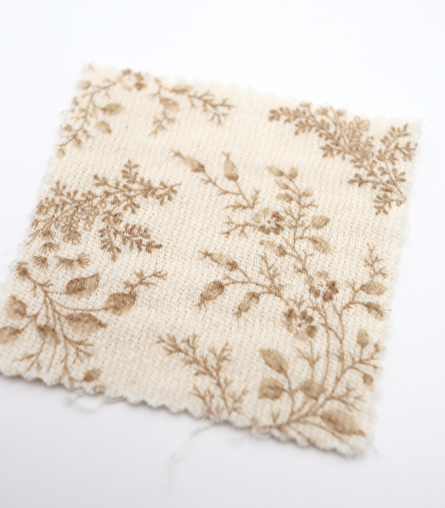 【25SS-271】草木柄プリントダブルガーゼ　/0.5ｙあたり=～965円