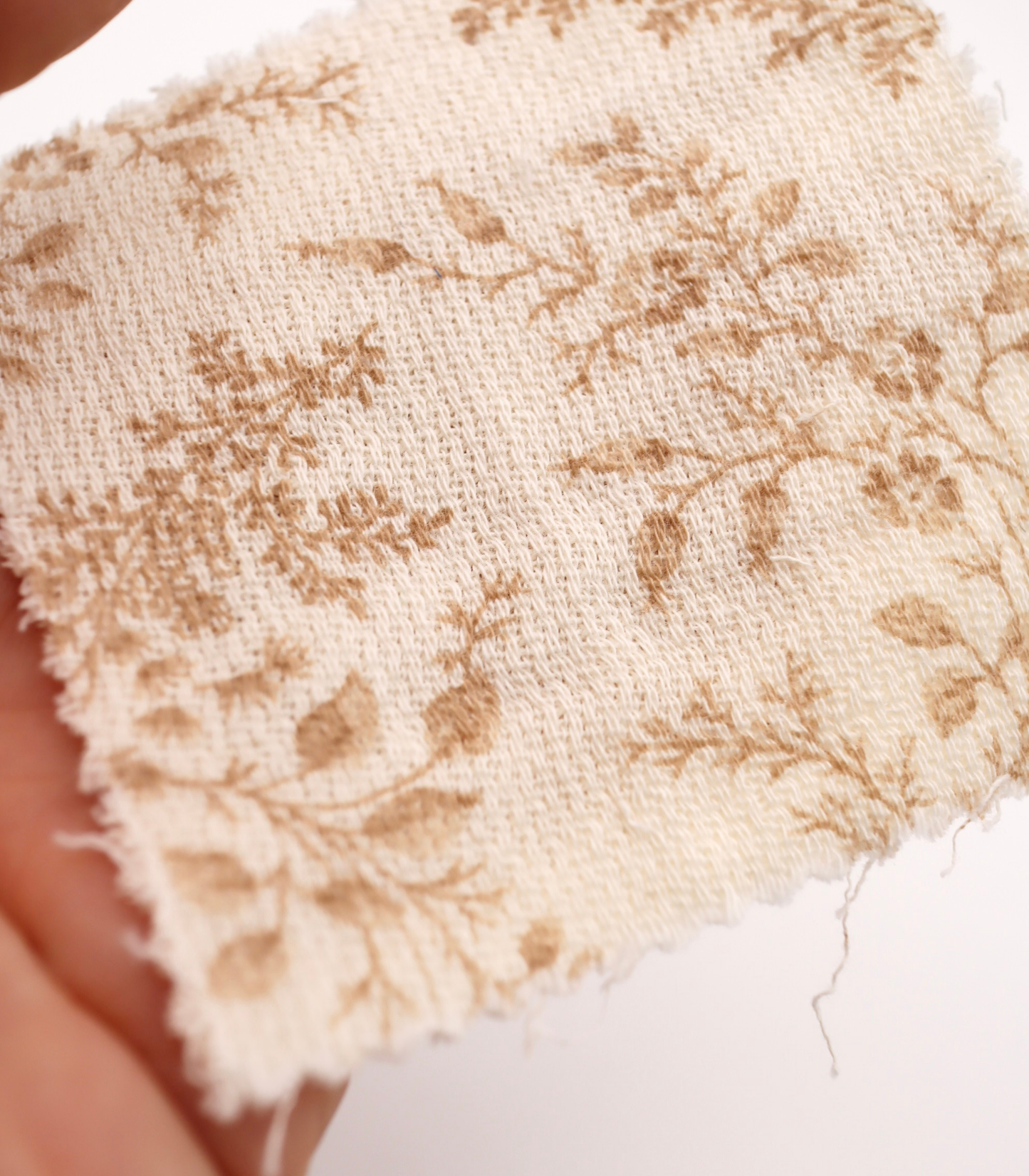 【25SS-271】草木柄プリントダブルガーゼ　/0.5ｙあたり=～965円