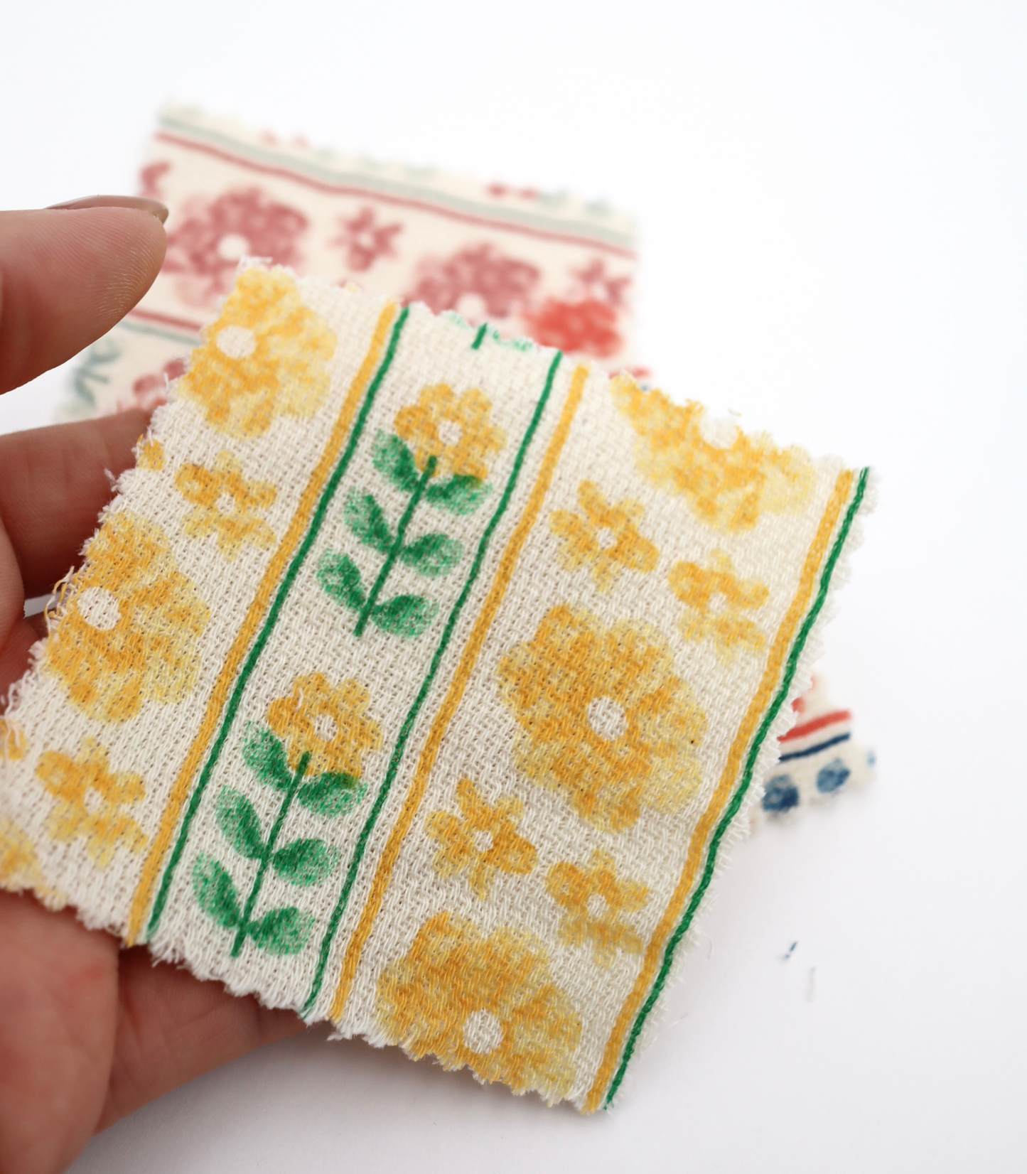 【25SS-272】ストライプフラワープリントダブルガーゼ　/0.5ｙあたり=～965円