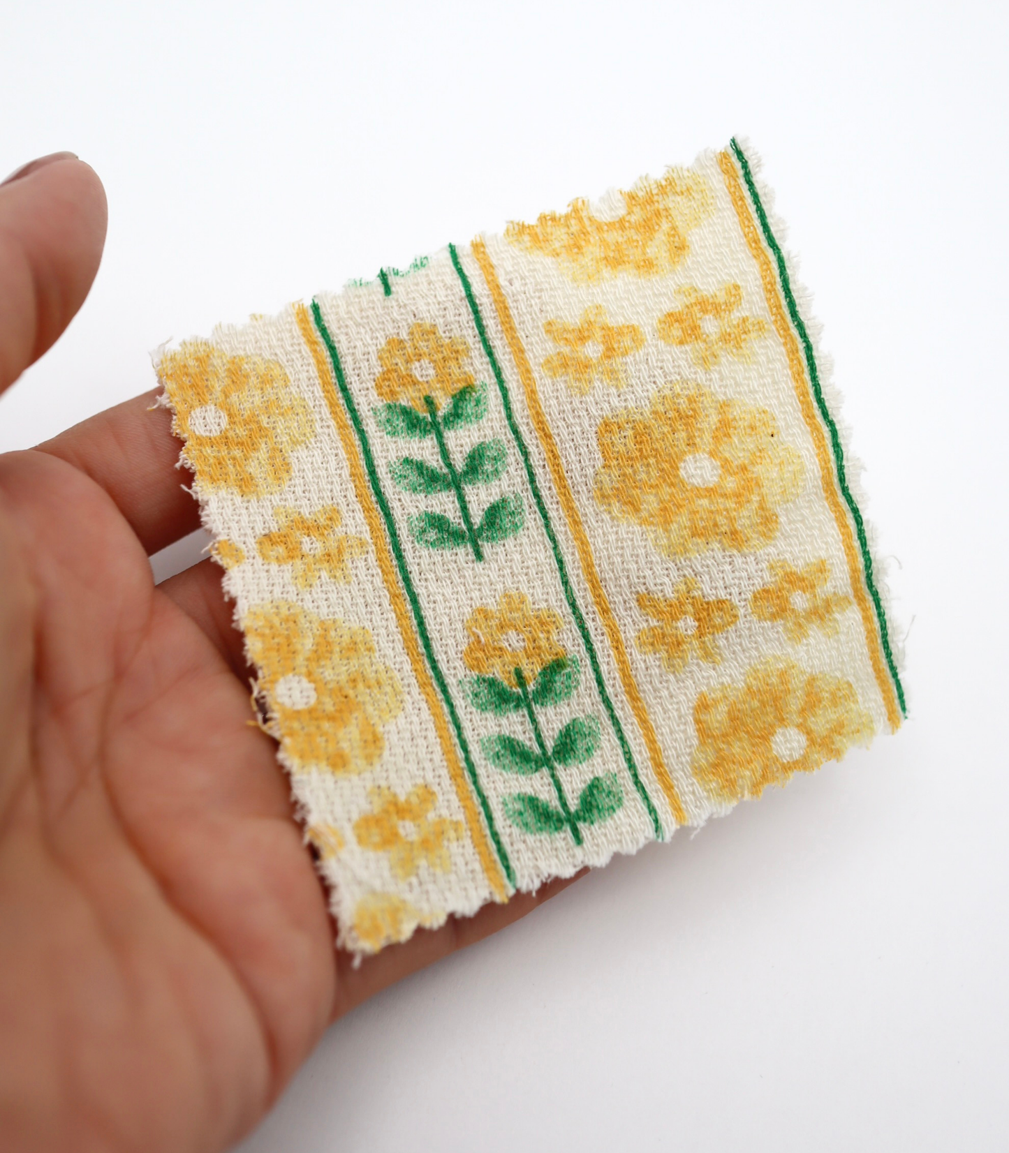 【25SS-272】ストライプフラワープリントダブルガーゼ　/0.5ｙあたり=～965円