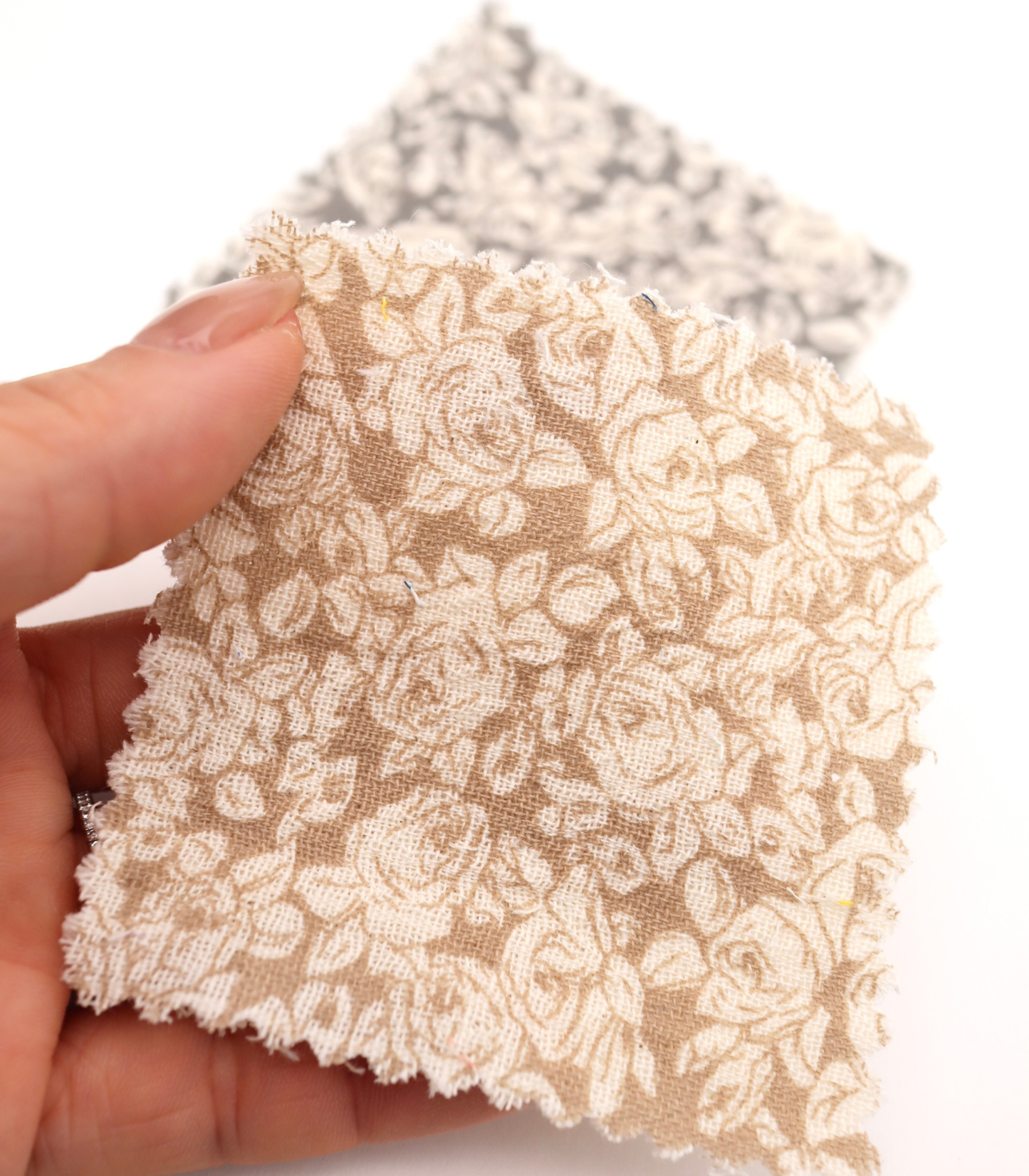 【25SS-273】ローズプリントダブルガーゼ　/0.5ｙあたり=～965円