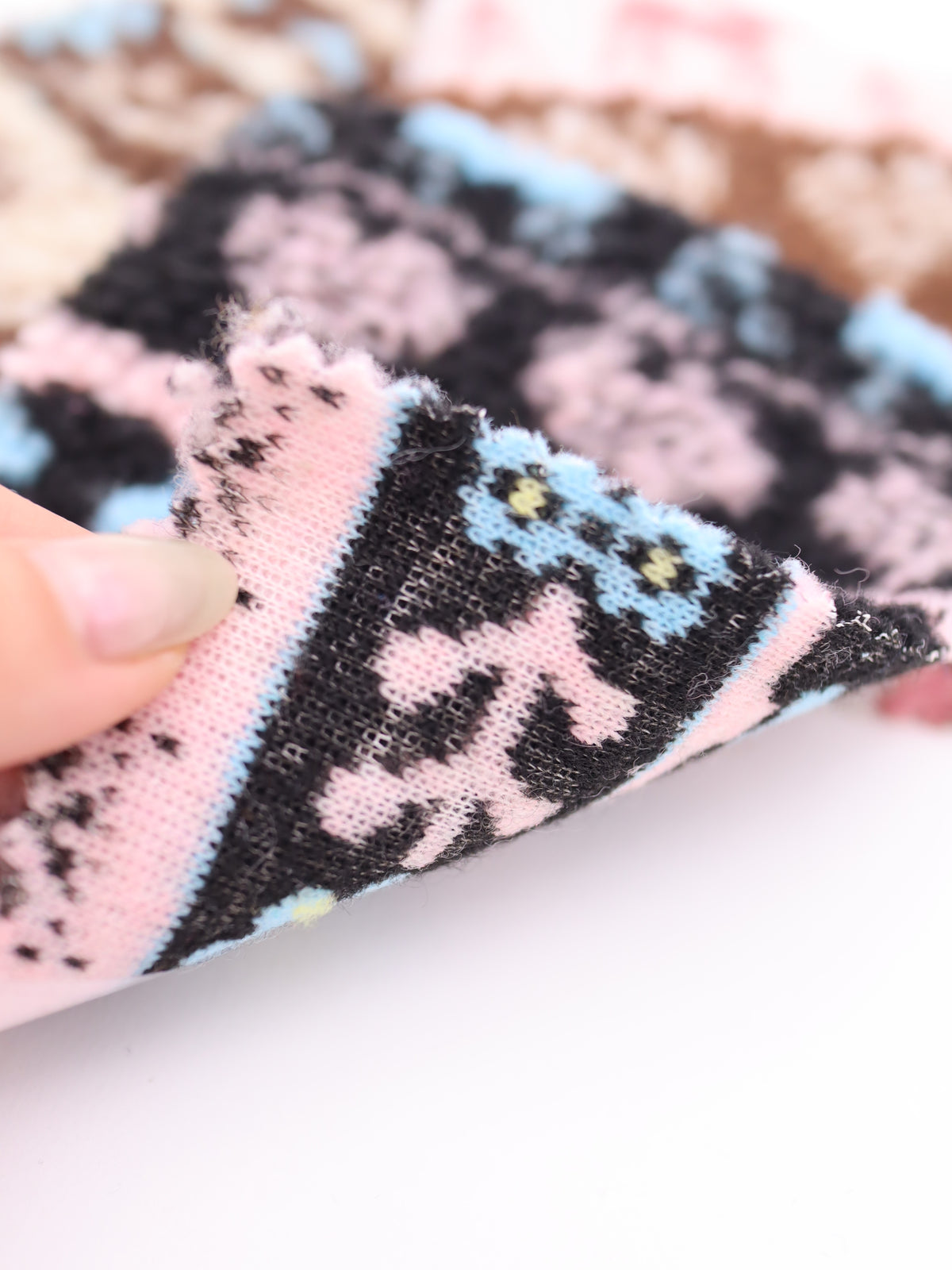 ハート×トナカイ×フラワーキリム柄ボア生地｜【生地幅】約152センチ 【混率】ポリエステル100%｜ドッグウェア・KIDSウエア・冬用アウター・冬雑貨向け｜26AW-398