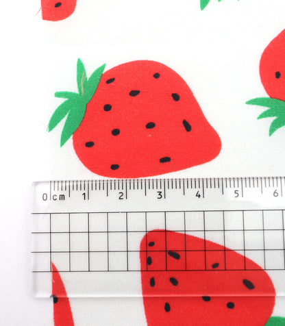 【25SS-242】イチゴプリント綿ローン　/0.5ｙあたり = ～715円