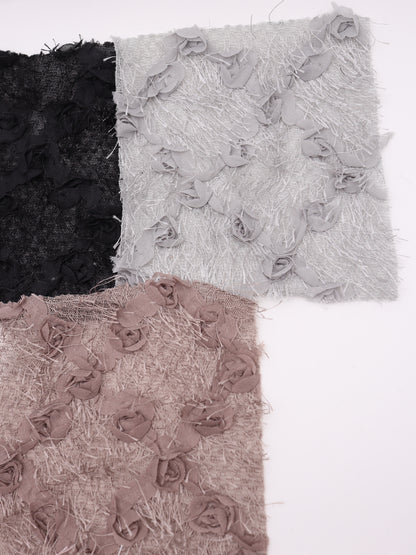 ローズモチーフクロス刺繍＆艶細シャギーニット生地｜【生地幅】約127センチ 【混率】ポリエステル100%｜ドッグウェア・KIDSウエア・トップス・スカート・冬雑貨向け｜26AW-420