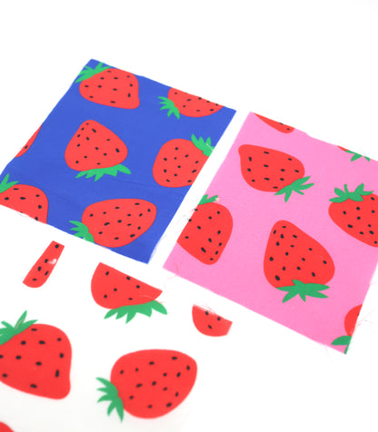 【25SS-242】イチゴプリント綿ローン　/0.5ｙあたり = ～715円