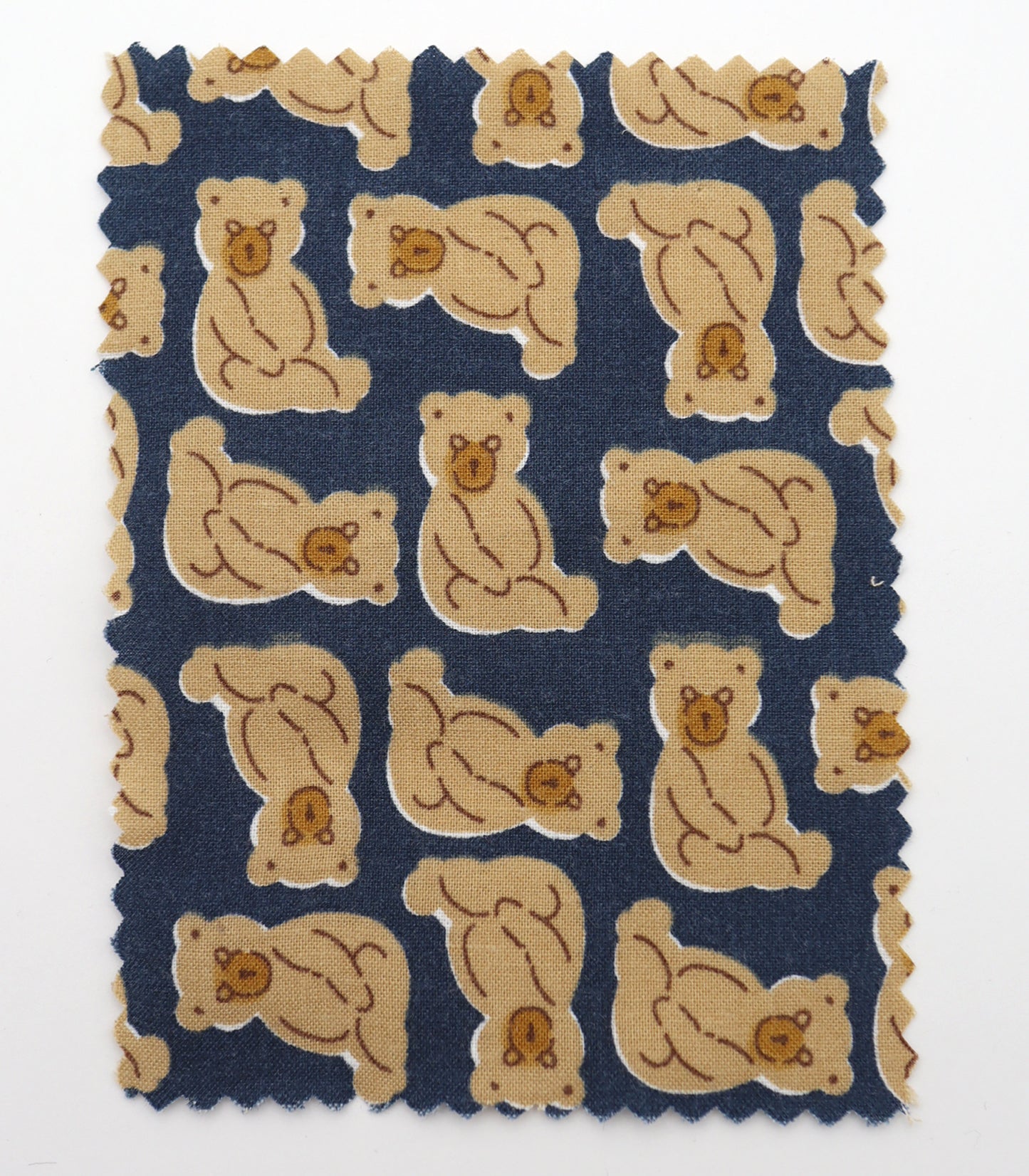 【25SS-228】ぎっしりお座りくまさんプリント綿ローン　/0.5ｙあたり = ～ 805円