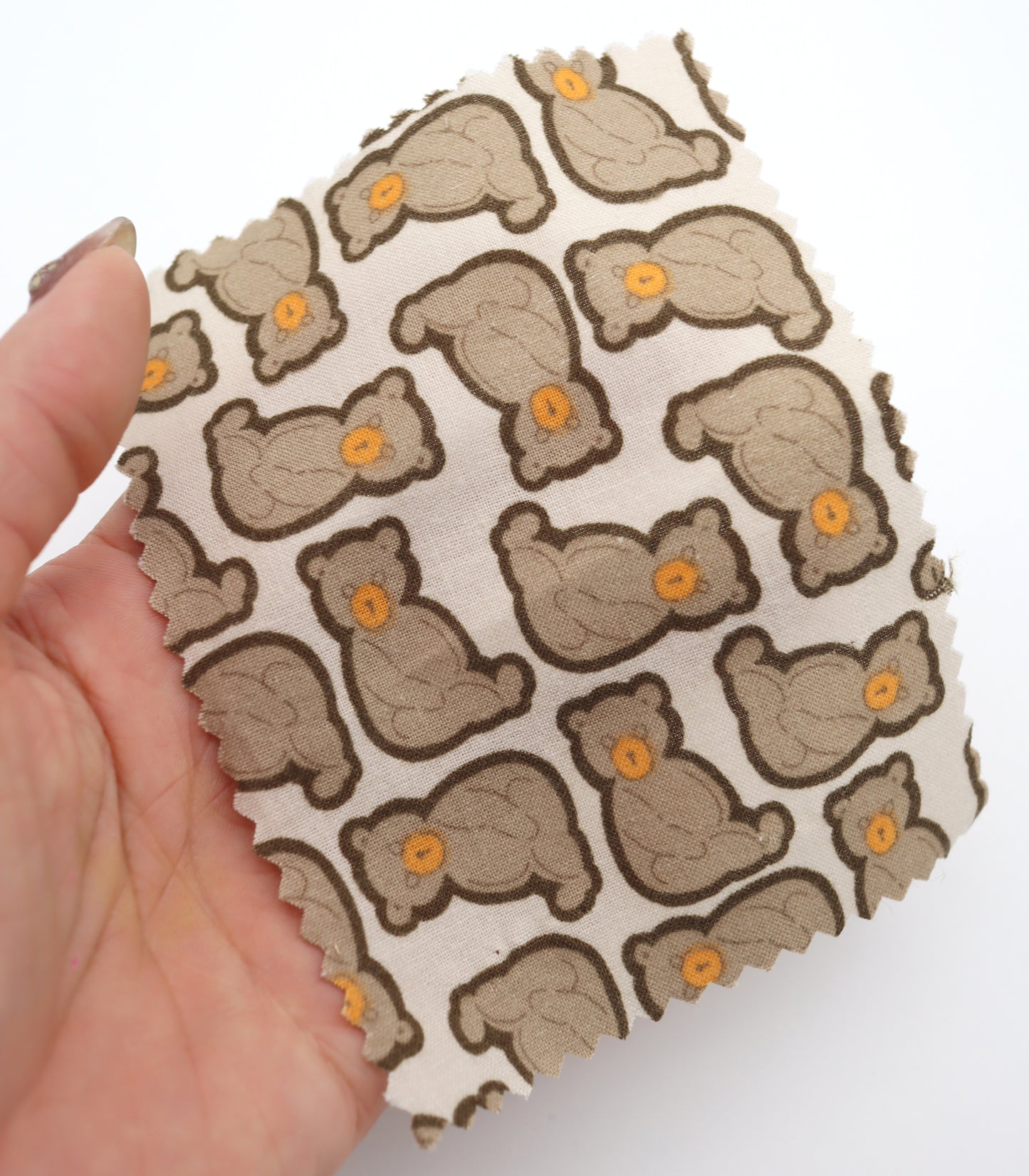 【25SS-228】ぎっしりお座りくまさんプリント綿ローン　/0.5ｙあたり = ～ 805円