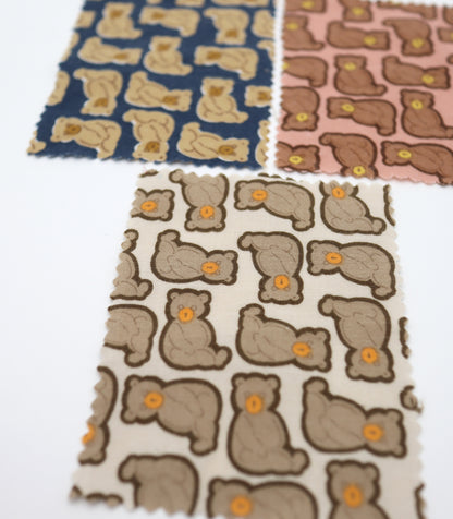 【25SS-228】ぎっしりお座りくまさんプリント綿ローン　/0.5ｙあたり = ～ 805円