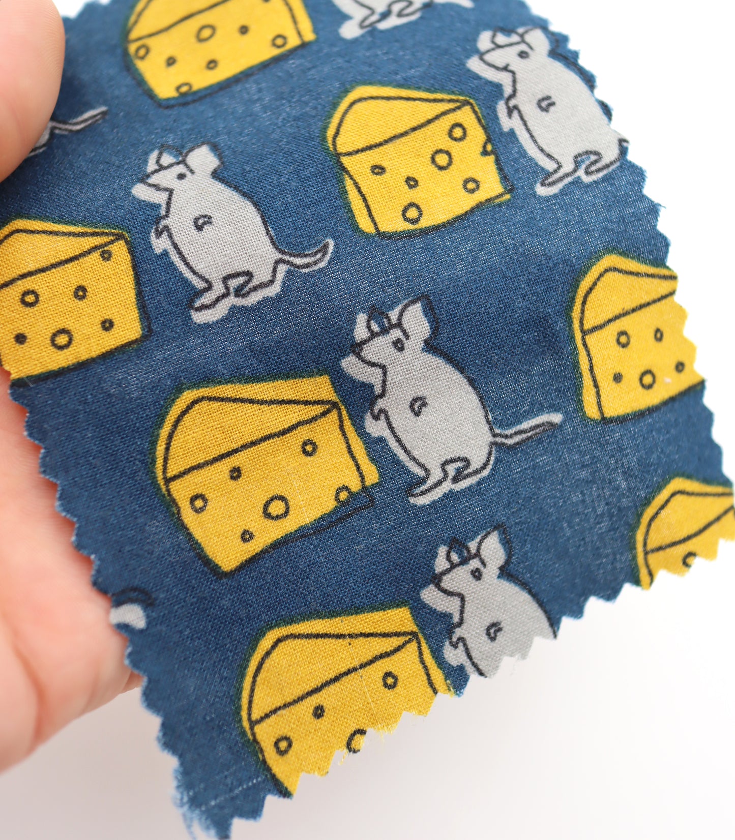 【25SS-227】ネズミさん×チーズプリント綿ローン　/0.5ｙあたり = ～805円